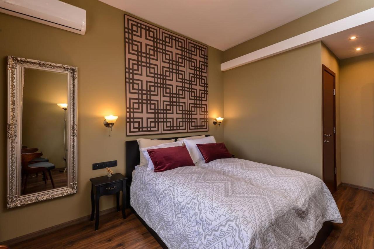 Sofia Dream Apartments - Jazzy Two Bedroom Suite By Flat Mаnager Экстерьер фото